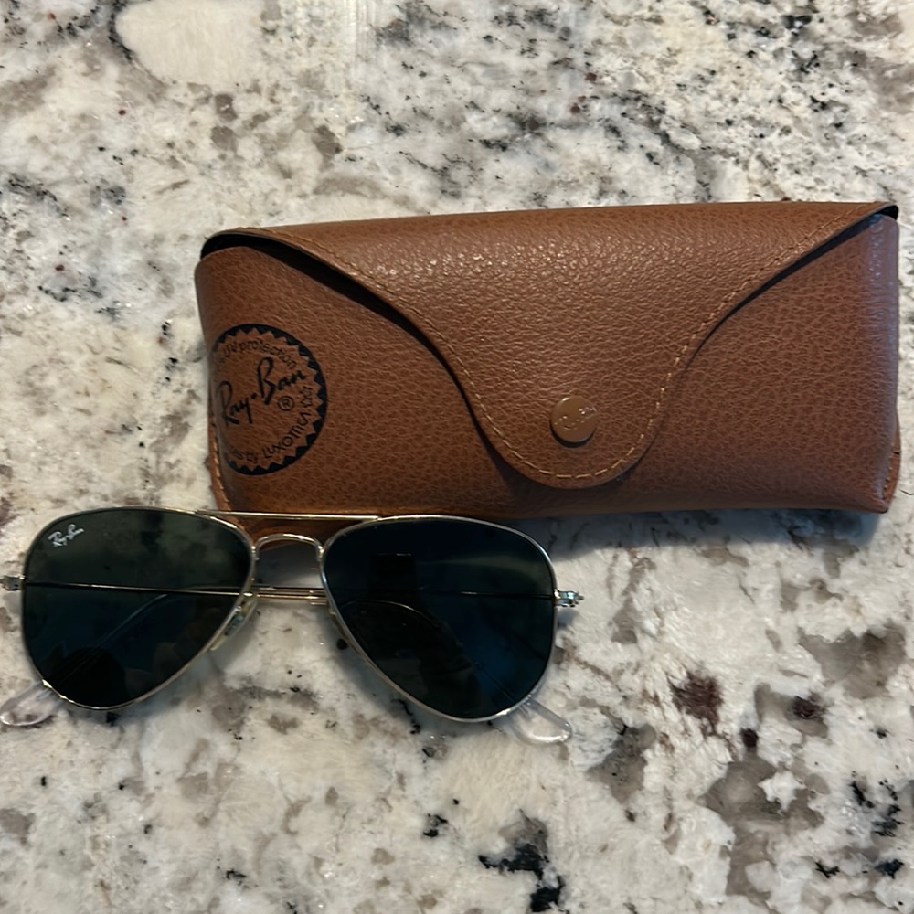 Ray-Ban Silver Frame Sunglasses with Black Lenses